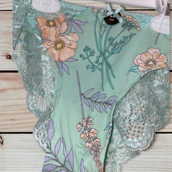 Sexy blue Panty with lace small - Picture 2 of 4